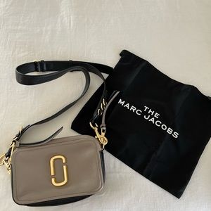 NEW Marc Jacobs Softshot 21 Leather Crossbody Bag